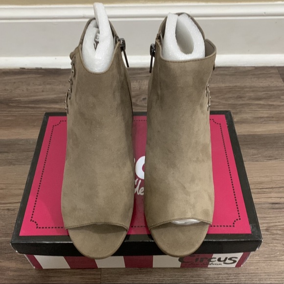 Circus By Sam Edelman Edna Taupe High Heel Booties Size 10 - Picture 7 of 11